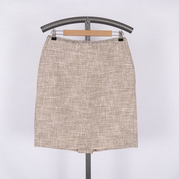 Ann Taylor Dresses & Skirts - Ann Taylor Pencil Skirt Women's Size 8 Fine Italian Fabric Oatmeal Beige Neutral